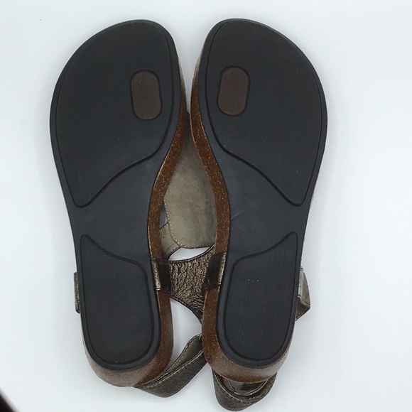 Women’s Me Too Soho sandals - Picture 4 of 5